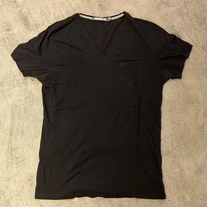 Black v-neck shirt